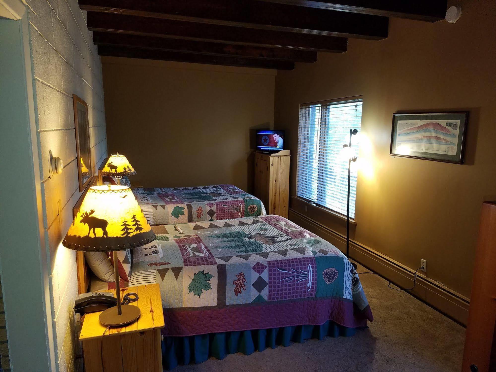 Willard Munger Inn Duluth Extérieur photo